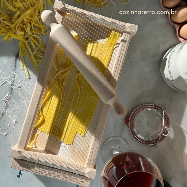 Cortador de Massa para Spaghetti Chitarra - Feito na Itália