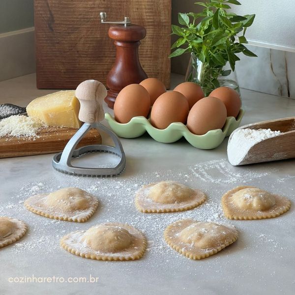 Cortador para ravioli em formato coração - 8,5 cm