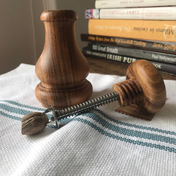Ralador de Noz-Moscada Pepper Mill