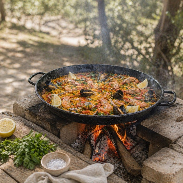 A paellera e o gesto de cozinhar