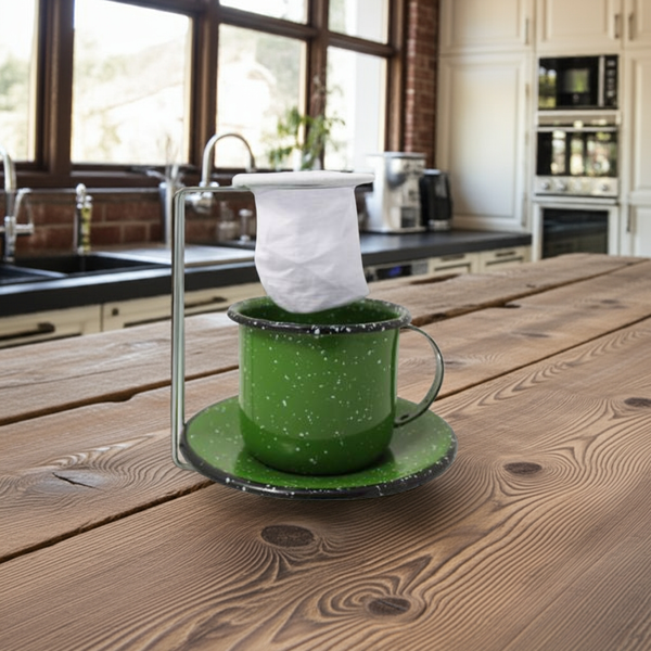Kit Café Retrô: Coador com Caneca e Pires Verde Gratinado