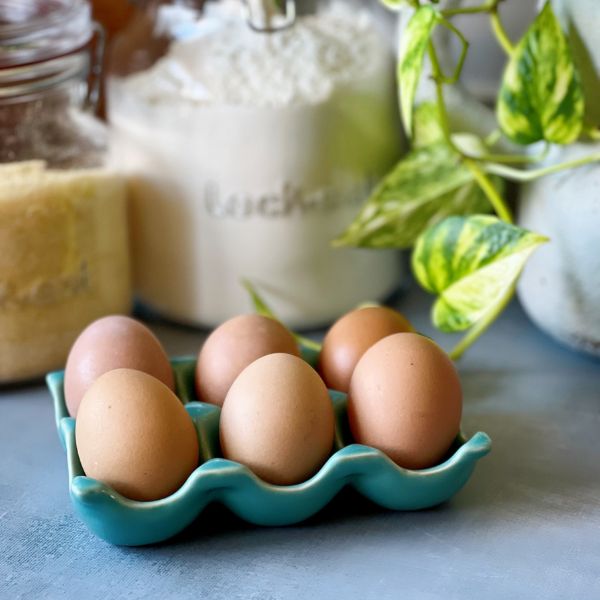 Porta Ovos de Cerâmica Cozinha Retrô - Azul Caribe